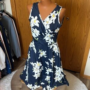Women's Navy Floral Wrap Dress - White Lily Print